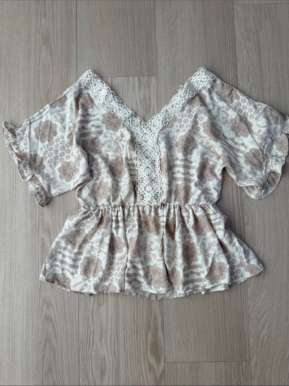 Daytrip Large Boho Floral Crochet Lace Peplum Blouse Cream Taupe